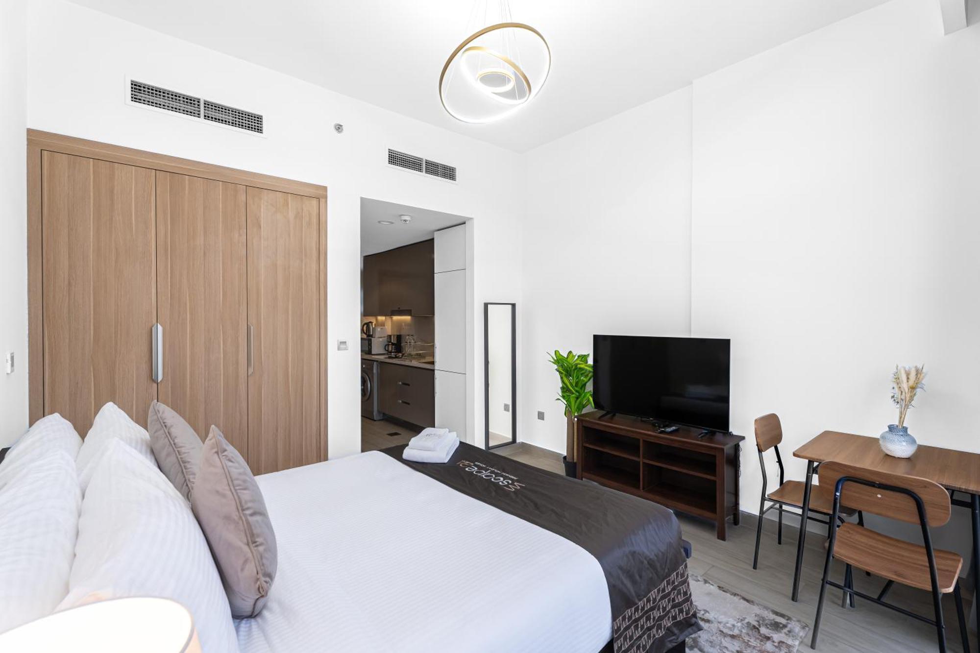 Escape24 Stylish Studio Azizi Riviera 8 Meydan One Dubai Dış mekan fotoğraf