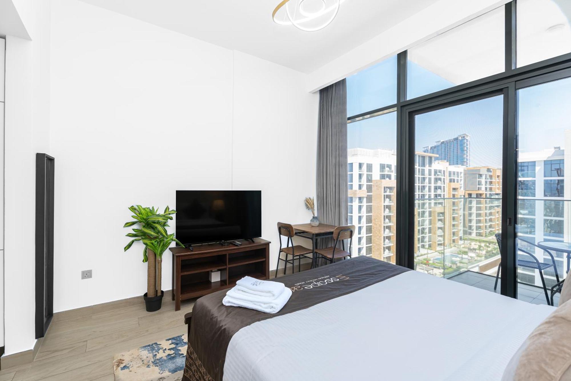 Escape24 Stylish Studio Azizi Riviera 8 Meydan One Dubai Dış mekan fotoğraf