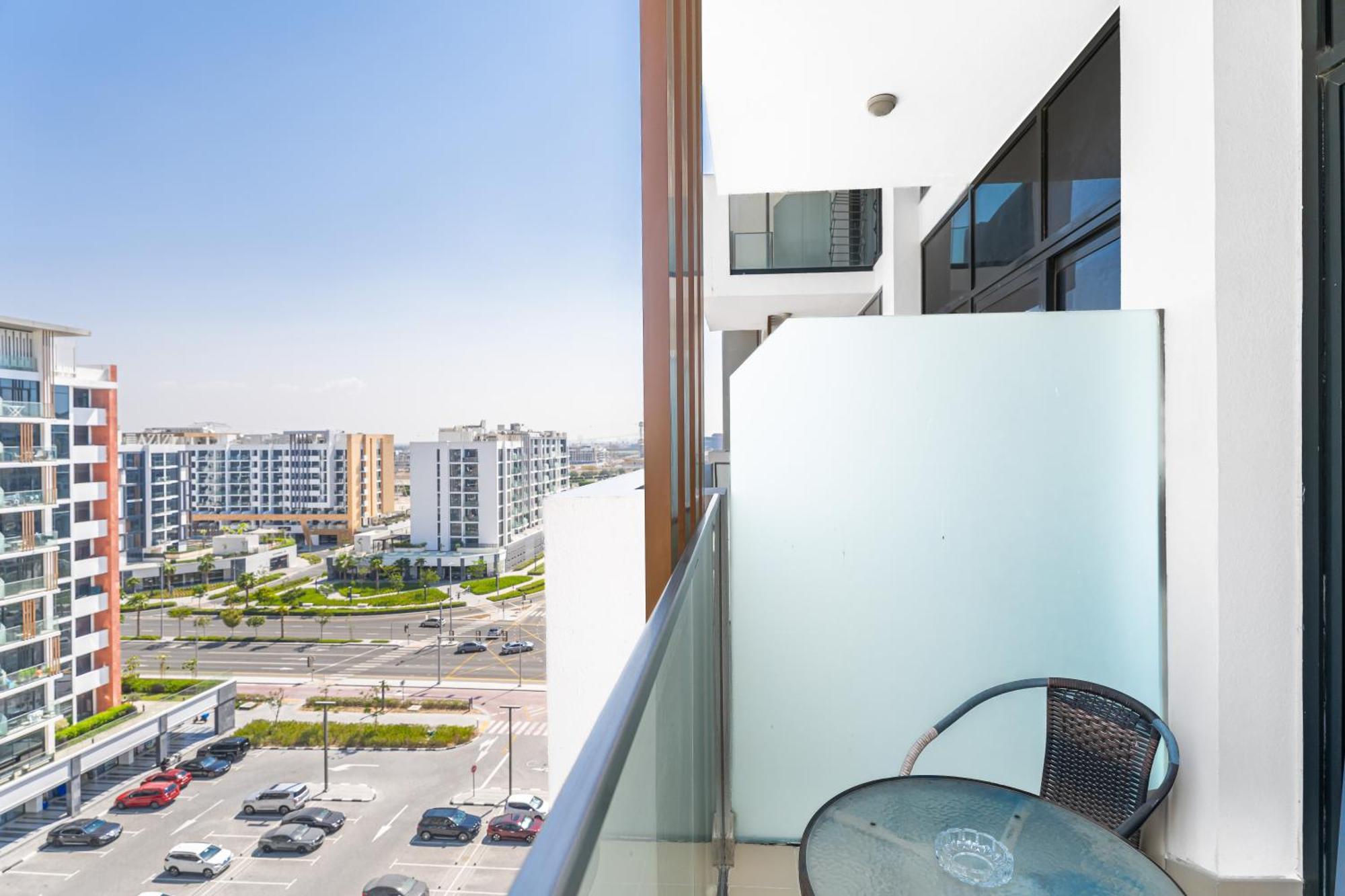 Escape24 Stylish Studio Azizi Riviera 8 Meydan One Dubai Dış mekan fotoğraf
